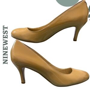 Nine West Nude Patent Leather Pumps – 7.5M